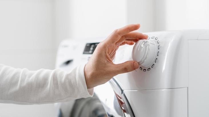 Çamaşırları beyazlatmıyor, yıpratıyor Herkesin yaptığı hata, sirkeyi böyle kullanın