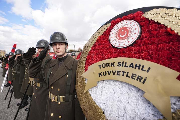 Askeri kargo uçağında şehit olan 3 asker, Ankarada son yolculuğuna uğurlandı