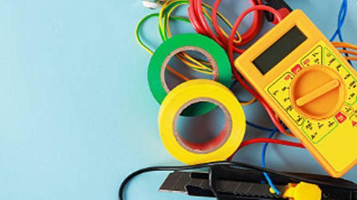 5 dakikada şarj kablosunu yenileyin: Evdeki 2 basit malzemeyle kolay tamir