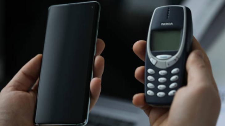 1. NOKIA 3310 (ORİJİNAL SERİ)