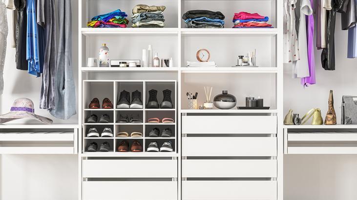 Dolap dağınıklığına ters askı çözümü En basit hileyle 1 haftada en hızlı sonuç