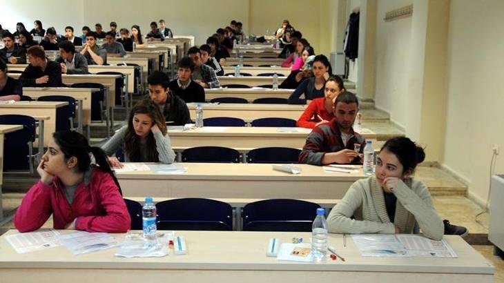 ÜNİVERSİTELER ÜÇ YILA MI DÜŞECEK ÜNİVERSİTELER ÜÇ YILA MI DÜŞECEK