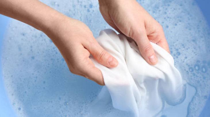 Kıyafetteki sim kabusu bitiyor Tek tek ayıklamaya son veren pratik yöntem Kıyafetteki sim kabusu bitiyor Tek tek ayıklamaya son veren pratik yöntem