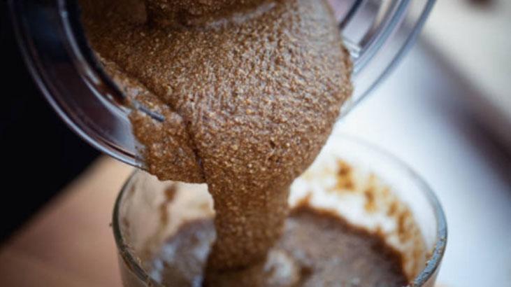 Kışın kuruyan ciltler için bu karışım birebir Tahil ve bal mucizesi