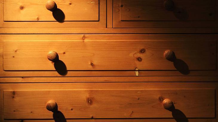 Ahşabın içine sızıp yok ediyor Karbonatlı macun tek çözüm, herkesin evinde var