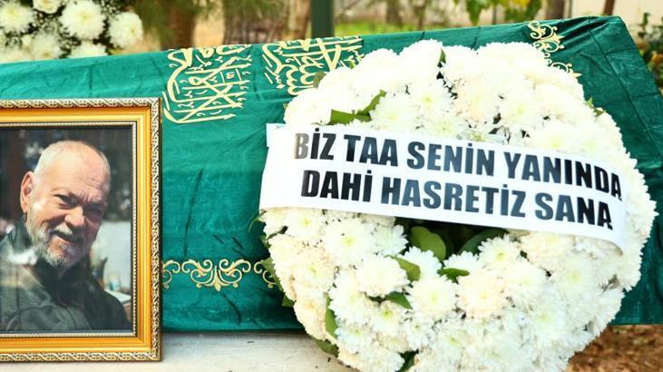 Ayakta durmakta güçlük çekti Canan Karatay eşini son yolculuğuna uğurladı