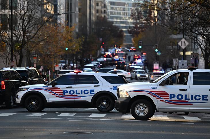 Beyaz Saray yakınlarında silahlı saldırı 2 Ulusal Muhafız askeri vuruldu