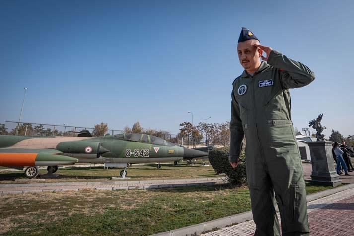 Milli Savunma Bakanlığı, engelli gencin pilotluk hayalini gerçekleştirdi