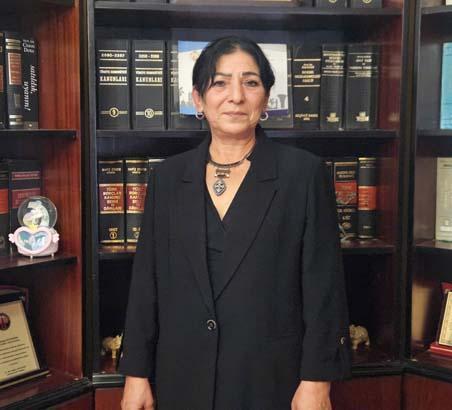 Antalya Barosu Çocuk Hakları Merkezi Başkanı Avukat Serap Ertuğrul.