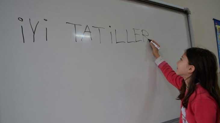 15 TATİL (YARIYIL TATİLİ) NE ZAMAN 15 TATİL (YARIYIL TATİLİ) NE ZAMAN