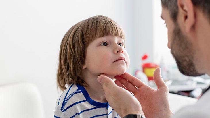 Çocukların ekran süresi sınırlandırılmalı