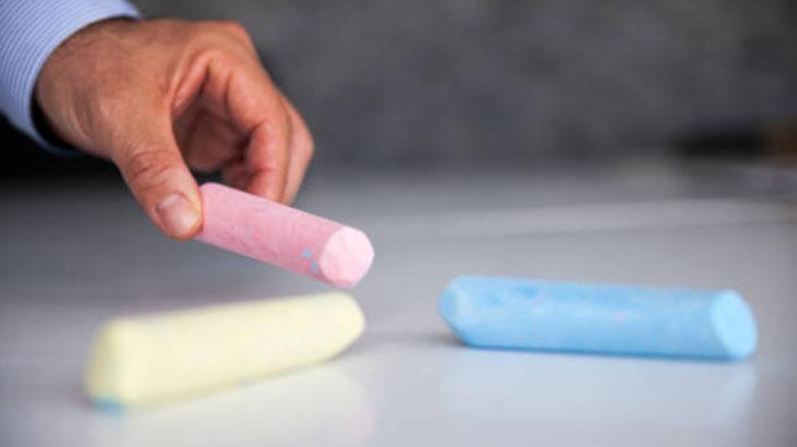 Ne kabartma tozu ne deterjan... Eski çatal kaşıkları parlatan tebeşir metodu