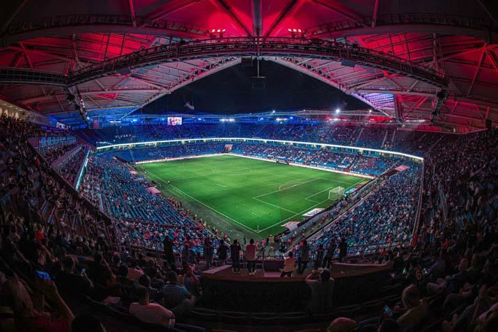 ‘TÜM YORGUNLUĞUMU MAÇ İZLEYEREK ATIYORUM’ ‘TÜM YORGUNLUĞUMU MAÇ İZLEYEREK ATIYORUM’