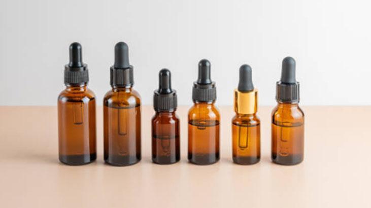 30 yaşında ama yaşlanma belirtisi yok Gençlik iksiri: Yüzyılın kaş yenilemesi