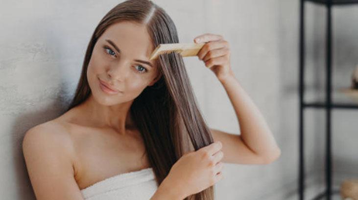 Duş almadan önce uyguladı, saçları gürleşti Kırıkları böyle önlüyorum