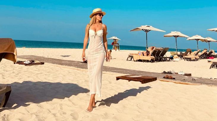 Dubaide tatil keyfi Derya Uluğ deniz ve güneşin tadını çıkardı