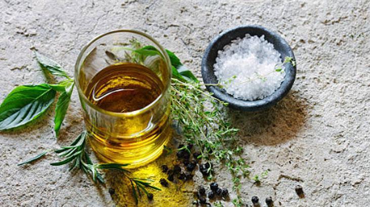 Zeytinyağına neden tuz atarız Tüm aromayı değiştiren detay: Tadı nefis