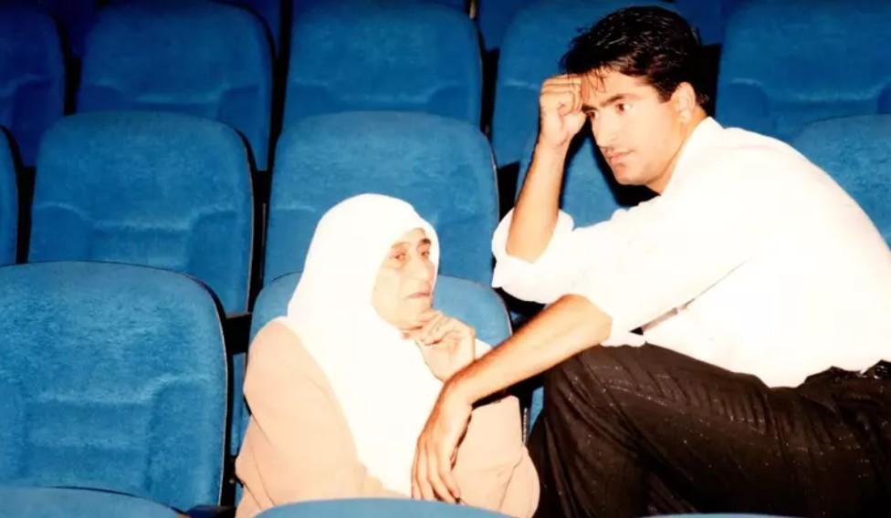 Anne hasreti dinmiyor Mahsun Kırmızıgülden duygu yüklü anma mesajı