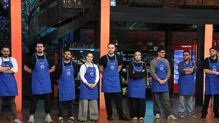 MASTERCHEF ALL STAR KIRMIZI VE MAVİ TAKIM