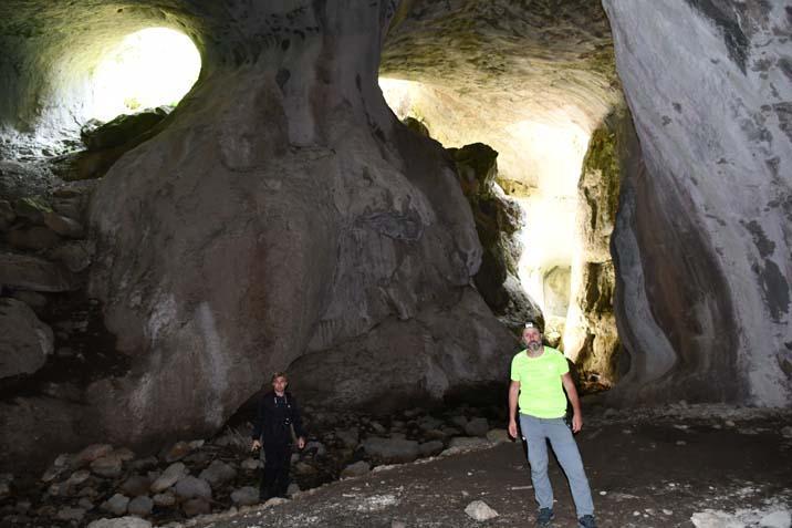 Kastamonuda inanılmaz keşif ‘5 kapısı ve basketbol sahası büyüklüğünde salonu var’ Kastamonuda inanılmaz keşif ‘5 kapısı ve basketbol sahası büyüklüğünde salonu var’