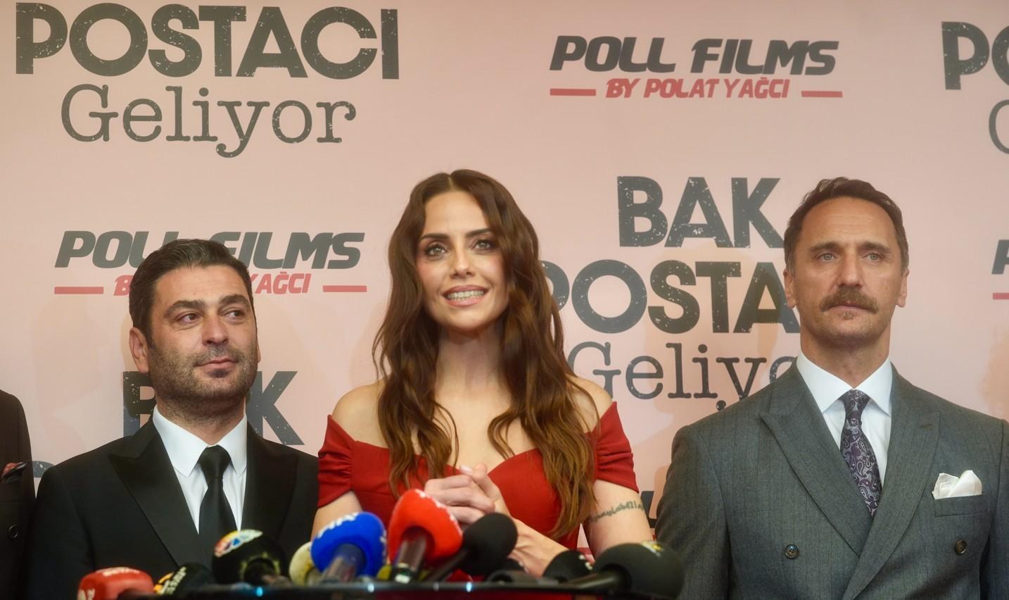 Uzak Şehir ekibi bir arada Ozan Akbabayı yalnız bırakmadılar