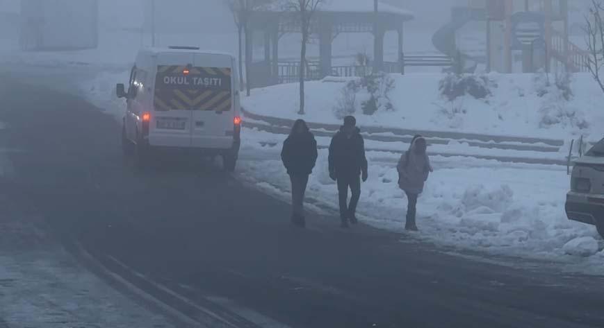 Kar ve tipi nedeniyle hayat durdu Birçok kentte kar kalınlığı 50 santime ulaştı