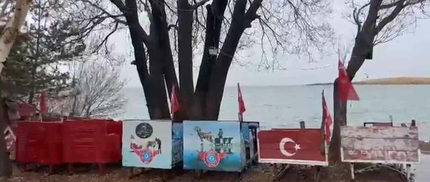 Çıldır Gölü bu yıl buz tutmadı 123 kilometrekarelik gölden şaşırtan görüntü: Kızakçılar yeni yılı bekliyor