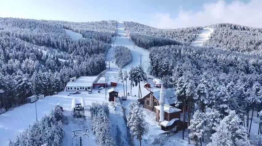 Kar ve tipi nedeniyle hayat durdu Birçok kentte kar kalınlığı 50 santime ulaştı