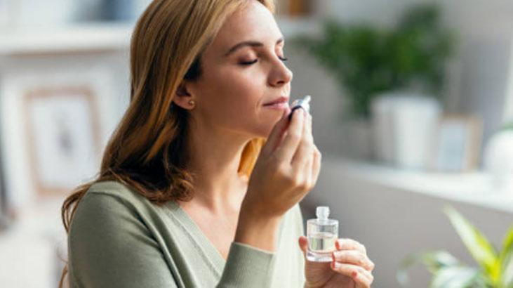 Kaloriferin üstüne koyun, odanın içi mis gibi kokuyor 3 malzemeli doğal karışım Kaloriferin üstüne koyun, odanın içi mis gibi kokuyor 3 malzemeli doğal karışım