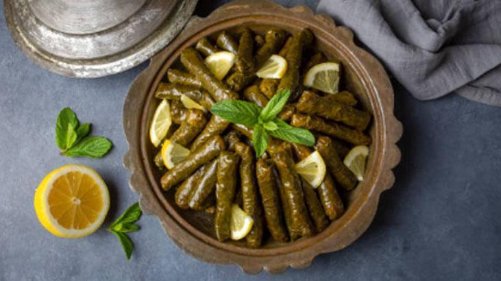 Yaprak sarma piştikten sonra tuzlu olursa ne yapılır Dengeleyen pratik tüyo Yaprak sarma piştikten sonra tuzlu olursa ne yapılır Dengeleyen pratik tüyo