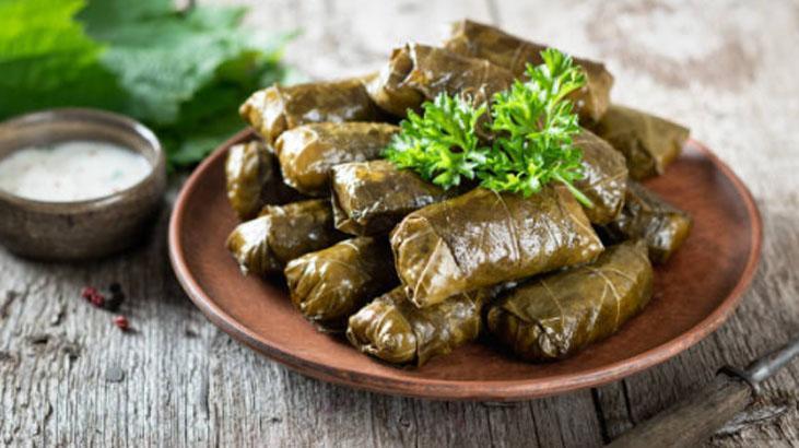 Yaprak sarma piştikten sonra tuzlu olursa ne yapılır Dengeleyen pratik tüyo Yaprak sarma piştikten sonra tuzlu olursa ne yapılır Dengeleyen pratik tüyo