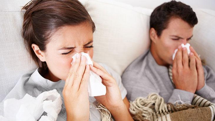 9-Geceleri odanıza bir bardak su koyun