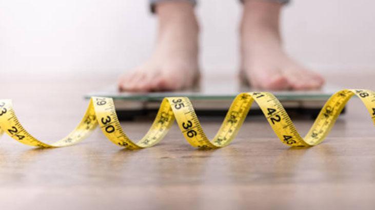 55 yaşında 50 kilo verdi Doğum kilolarını eriten detay: Suyun içine ekleyin