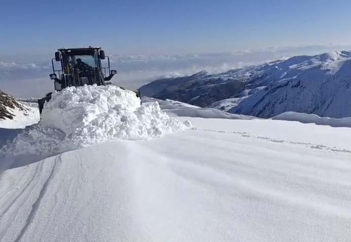 VARTODA 26 KÖY YOLU ULAŞIMA KAPANDI