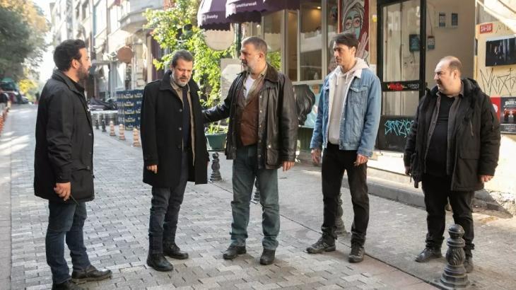 ARKA SOKAKLAR SON BÖLÜMDE NELER OLDU ARKA SOKAKLAR SON BÖLÜMDE NELER OLDU