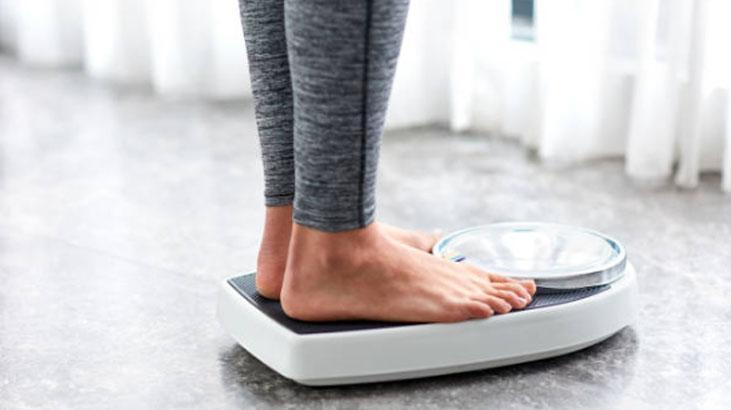 Ne ameliyat ne enjeksiyon... Yıl sonunda 25 kilo verdi Bu iki ürünü tamamen bıraktım