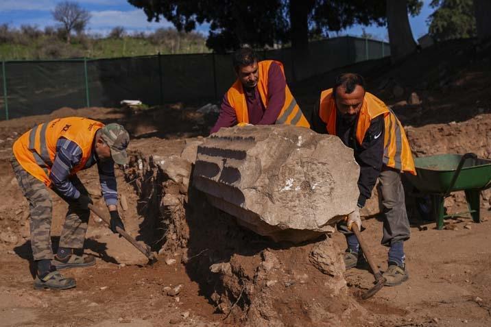 Efesteki büyük sürpriz arkeologları şaşırttı Romanın zenginlerine ait: Sıra dışı bir buluntu