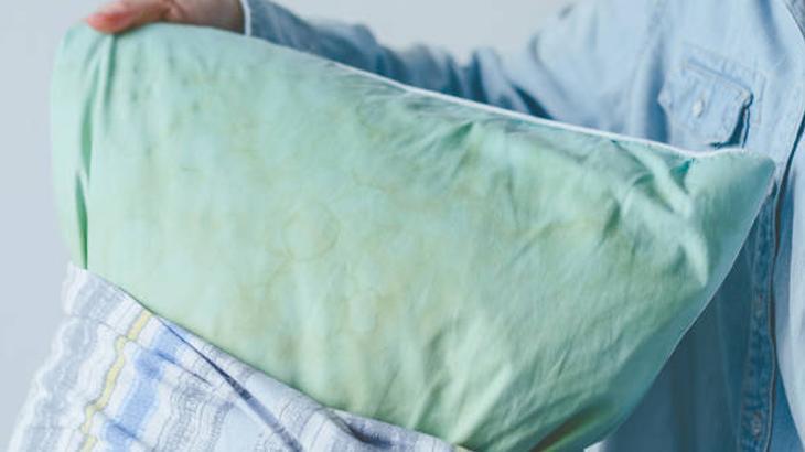 İKİ MALZEMEYLE ETKİLİ TEMİZLİK YÖNTEMİ