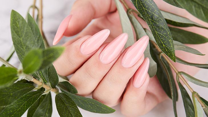 Tırnakları güçlendirip etleri nemlendiriyor 4 malzemeli basit karışım