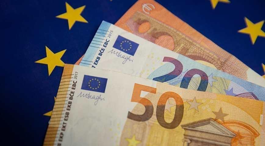 SON DAKİKA HABERLER: Komşuda sokaklar kaynıyor, işletme ve çalışan yükü artabilir! Euroya geçişte geri sayım: 'hükümet krizde'