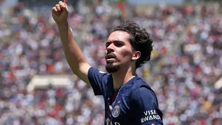 YILIN EN İYİ FUTBOLCULARI (1-40)