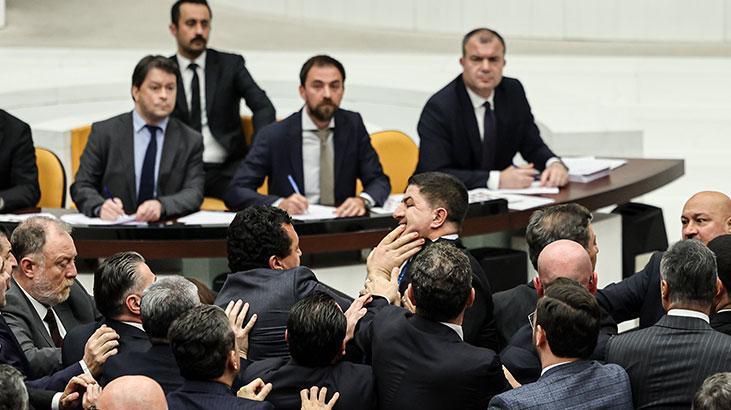 Bütçe yumruklarla kapandı