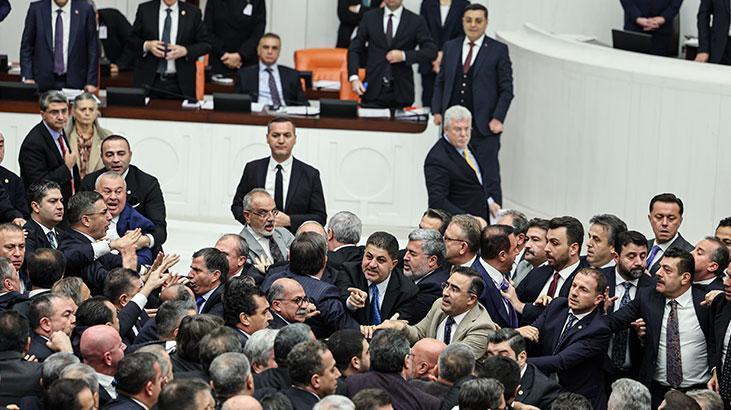 Bütçe yumruklarla kapandı