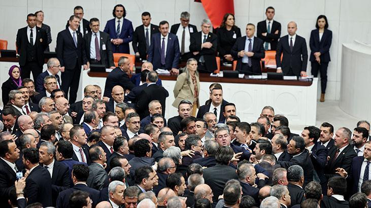 Bütçe yumruklarla kapandı