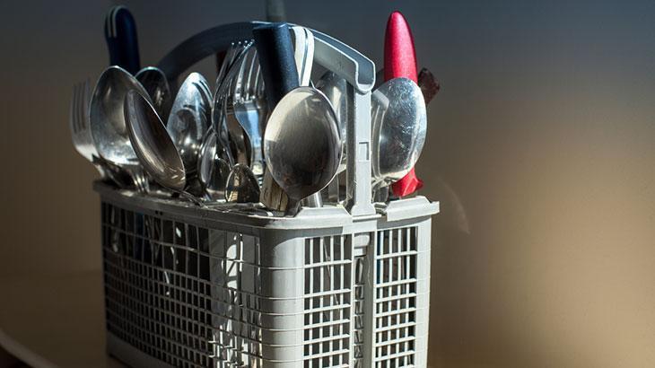 SİRKE VE SICAK SU İKİLİSİYLE ANINDA ETKİ