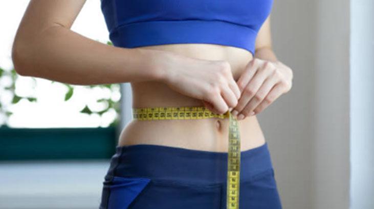 Bir yılda 82 kilo verdi, bambaşka görünüyor: Zayıflama sürecinin görünmeyen yüzü Bir yılda 82 kilo verdi, bambaşka görünüyor: Zayıflama sürecinin görünmeyen yüzü