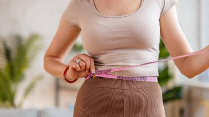 Bir yılda 82 kilo verdi, bambaşka görünüyor: Zayıflama sürecinin görünmeyen yüzü Bir yılda 82 kilo verdi, bambaşka görünüyor: Zayıflama sürecinin görünmeyen yüzü