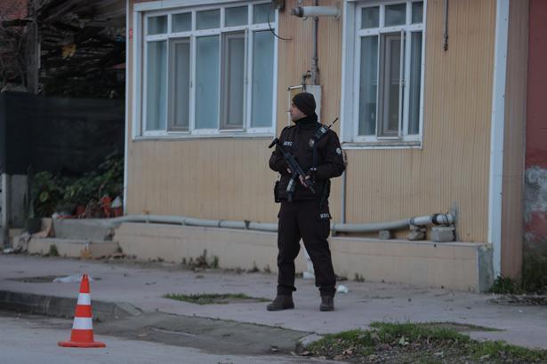 Son dakika... Yalovada DEAŞ operasyonu: Çatışma bölgesinde eğitime ara verildi
