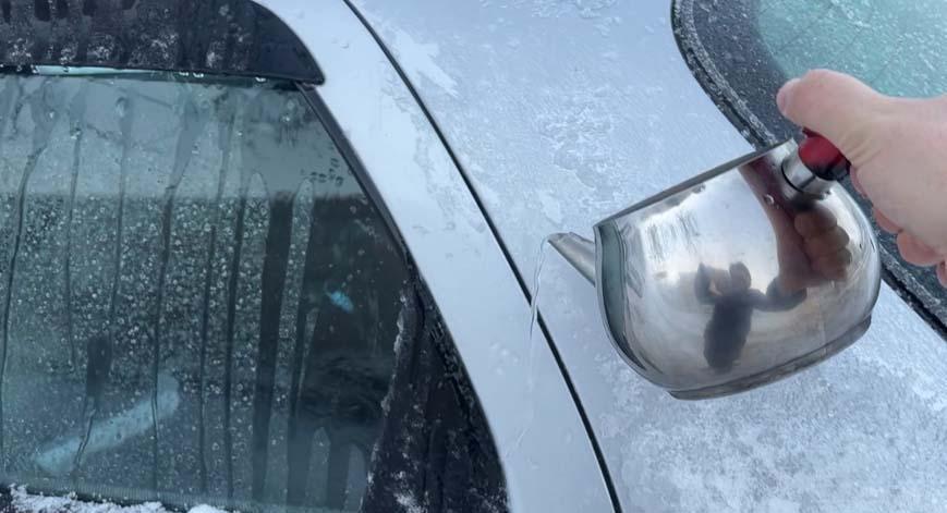 BOLU EKSİ 16 DERECEYLE BUZ KESTİ, ARAÇLAR DONDU