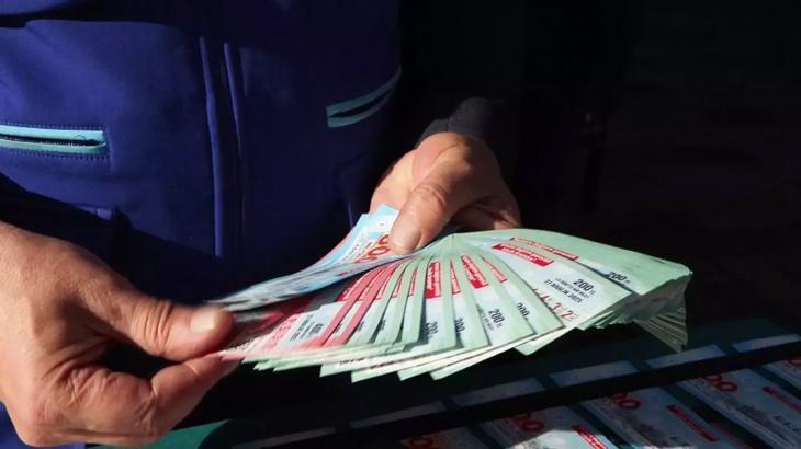 AKŞAM BOYU İKRAMİYELER PEŞ PEŞE DAĞITILACAK